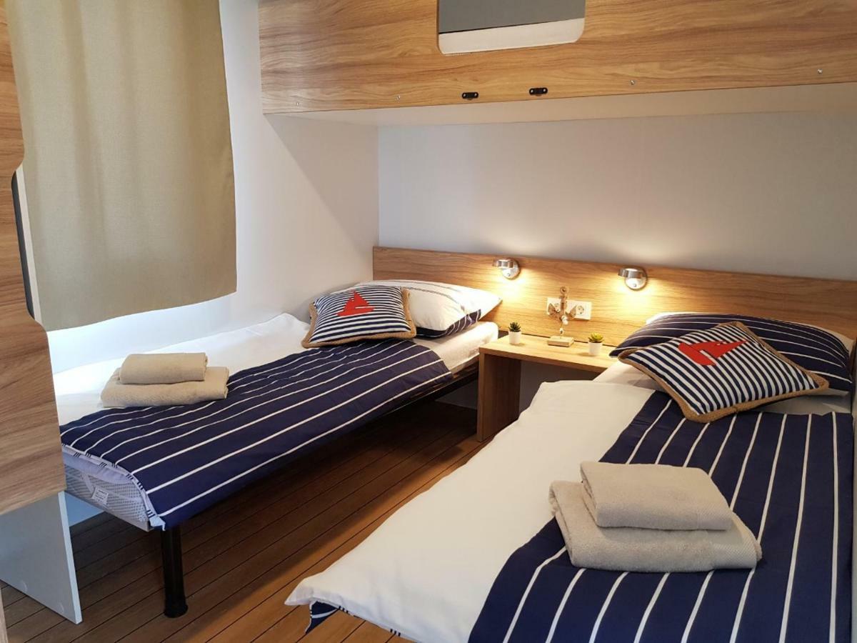 Mobile Home Biograd Na Moru Gapi House Екстер'єр фото